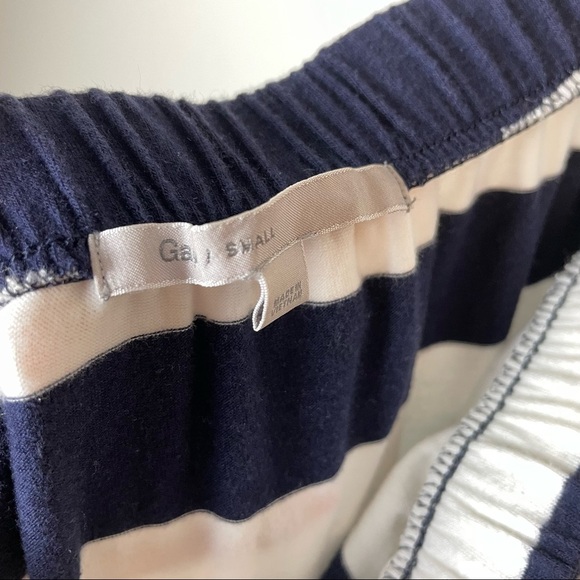 Old Navy Blue And White Striped Strapless Maxi Dress Size S - Picture 9 of 9